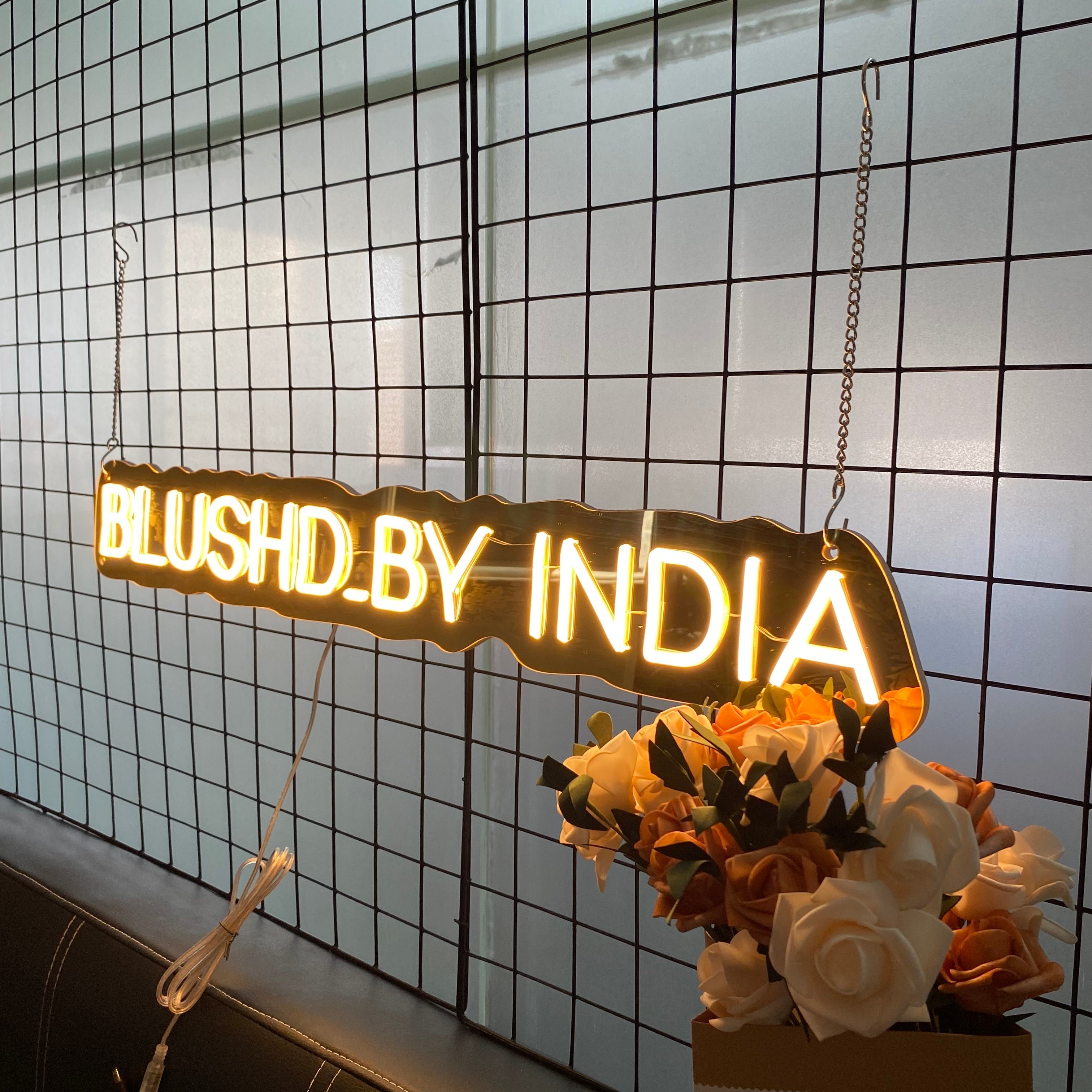 Gold Mirror Acrylic Neon Sign for Lip Blush Studio – Elegant LED Lighted Signage for Beauty Professionals
