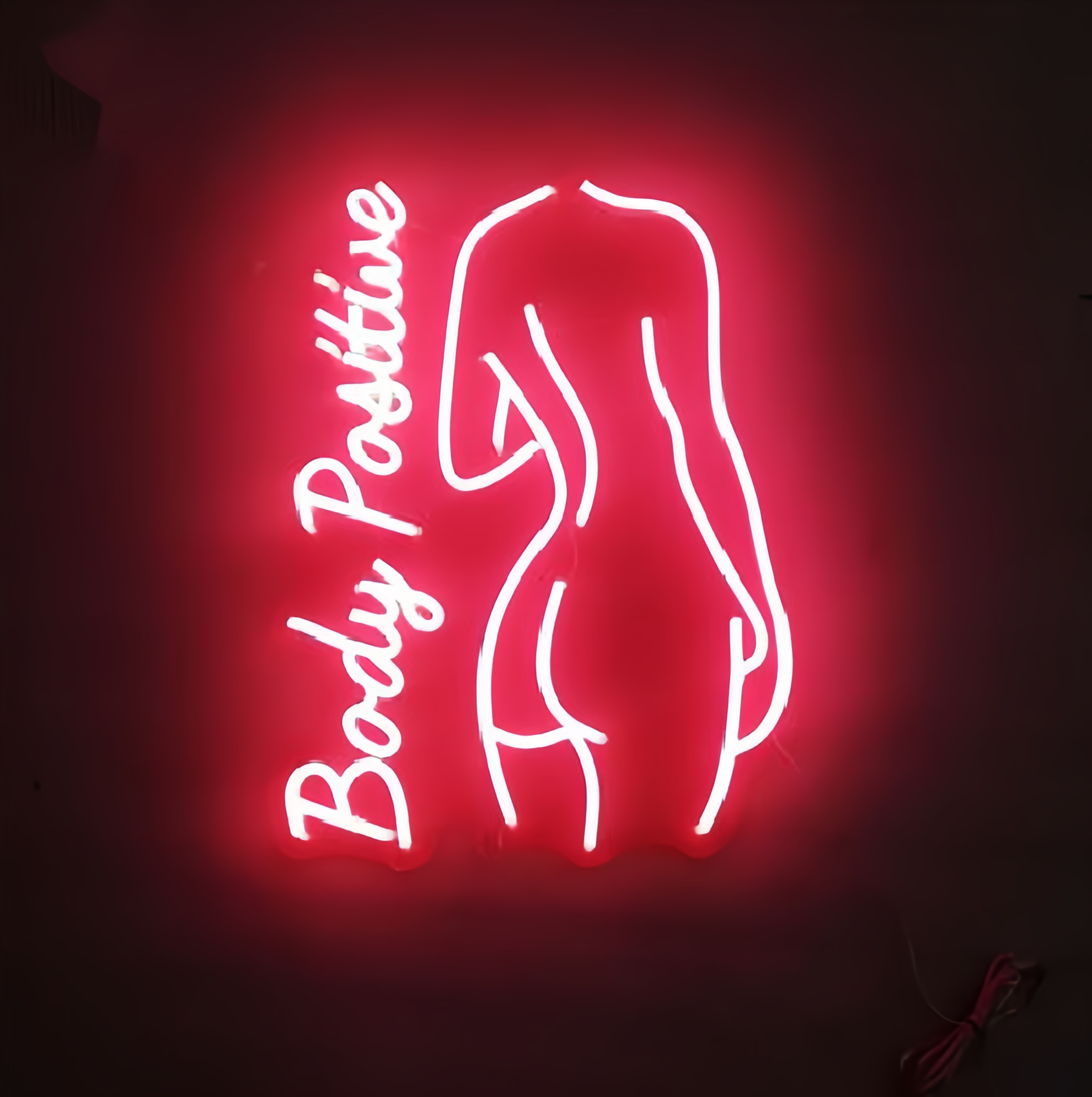 Custom Woman Back Neon Light – Artistic Curvy Female Silhouette, Modern Aesthetic Wall Decor, Gift for Art Lovers