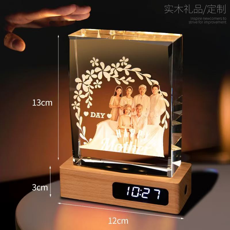 Personalized 3D Laser Engraved Crystal Photo Night Light, Custom Picture LED Lamp with Wooden Base, Memorial Keepsake Gift for Family, Couple & Pet