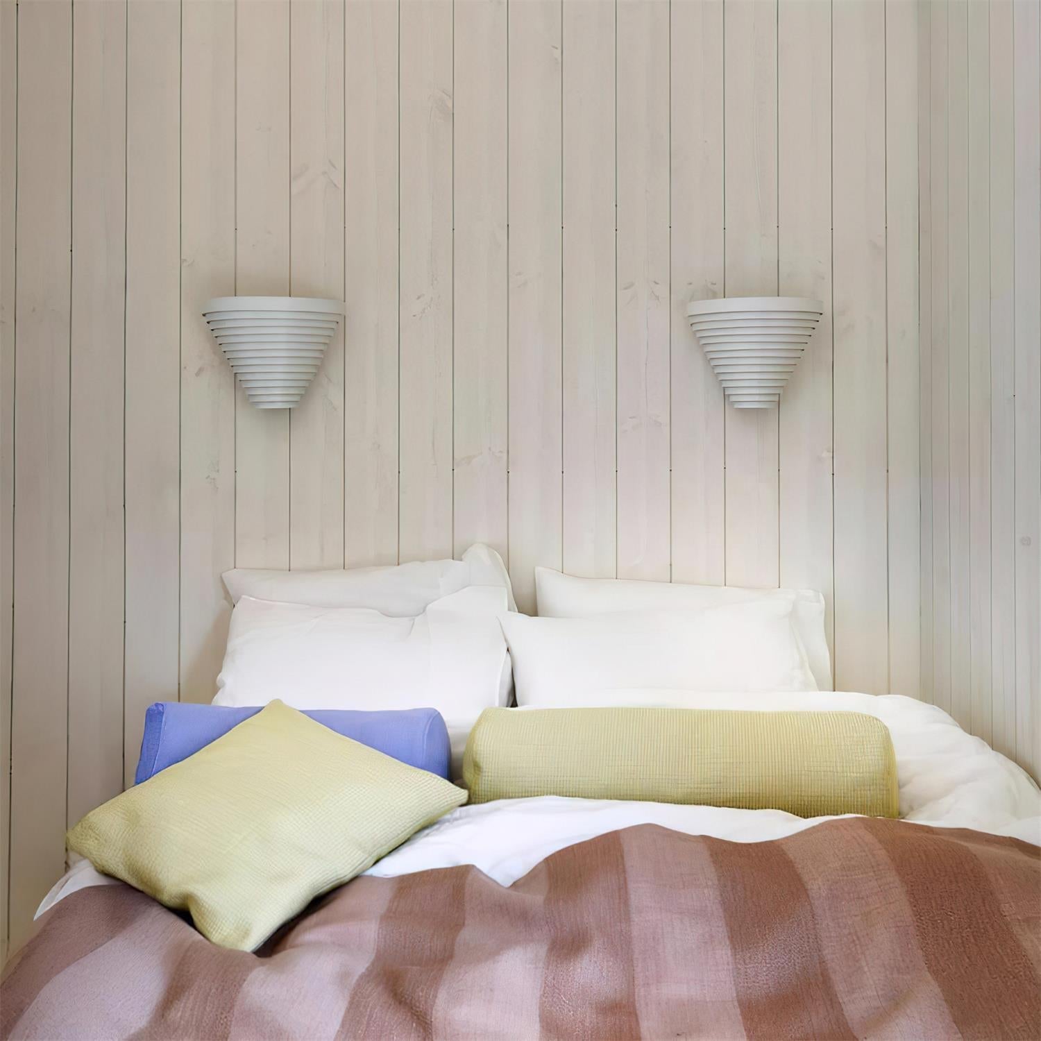 A910 Wall Lamp
