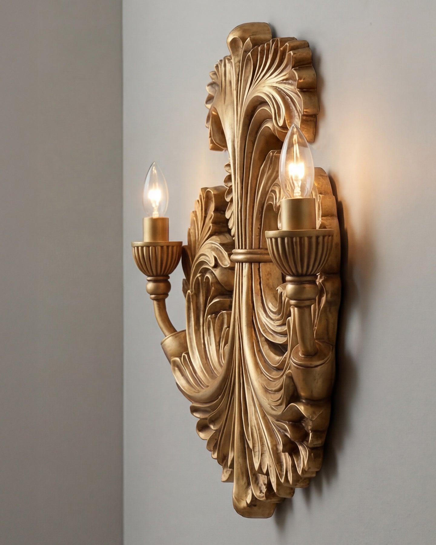 Acanthia Wall Sconce