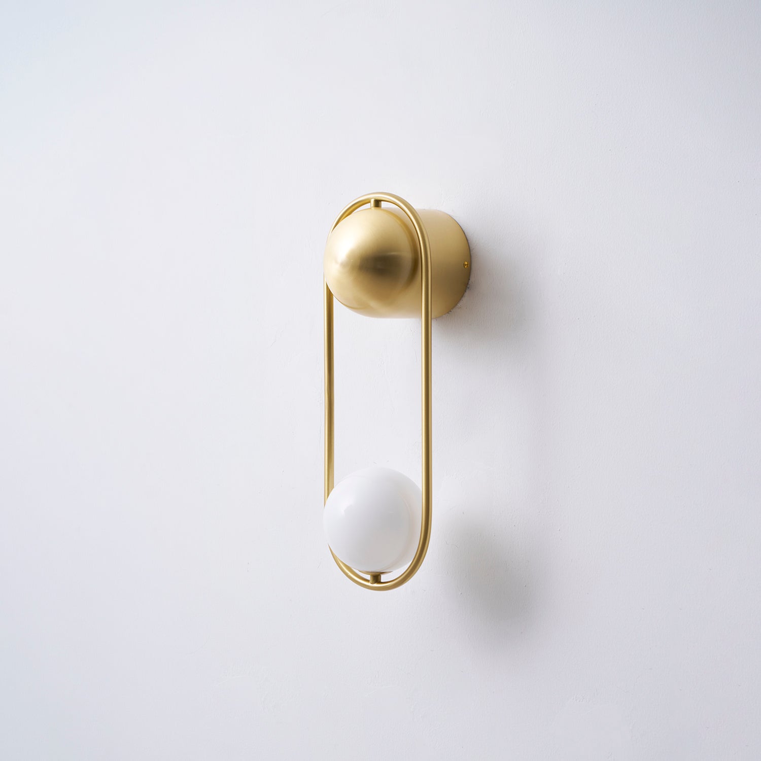 Alaynia Globe Wall Lamp
