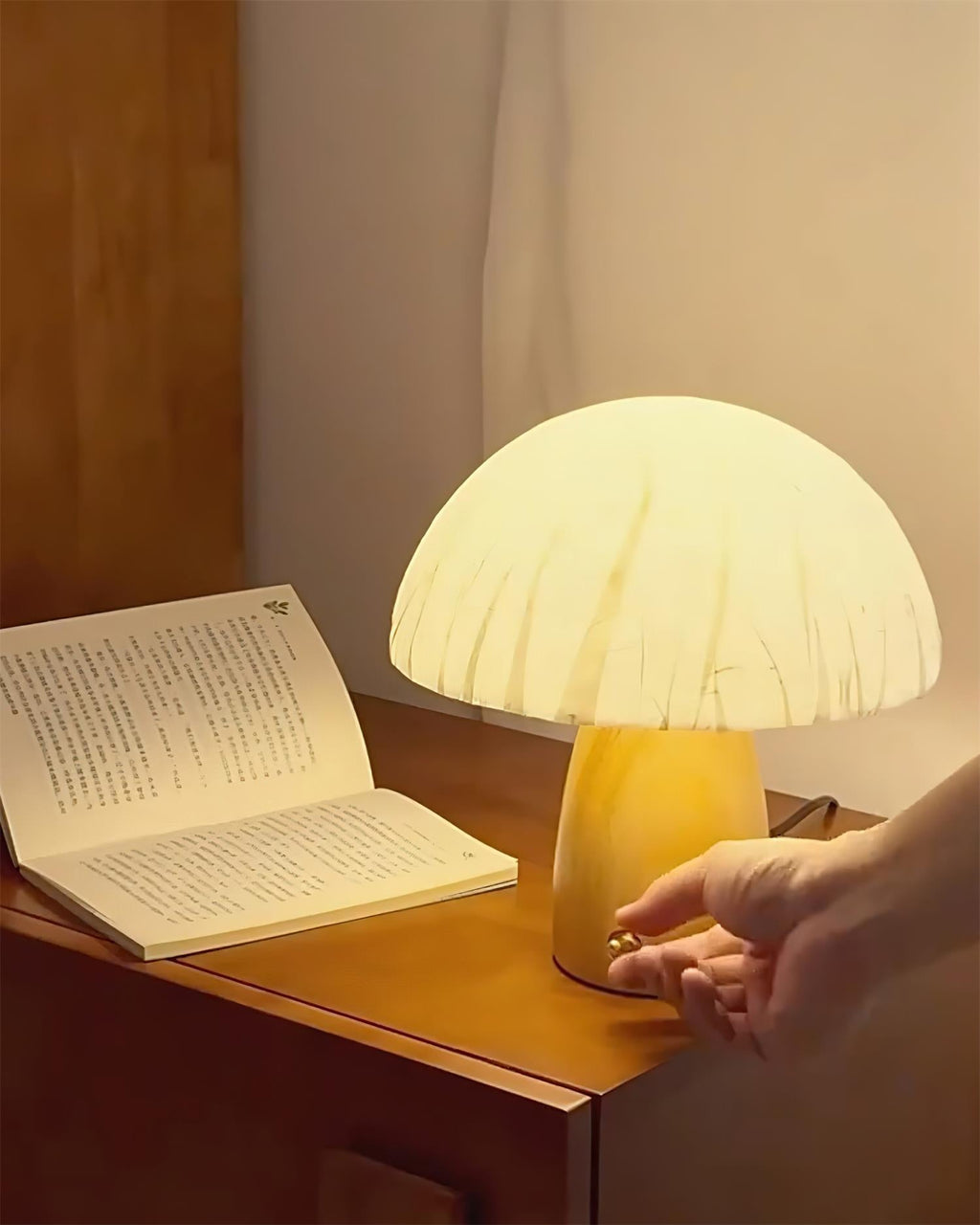 Alice Mushroom Table Lamp