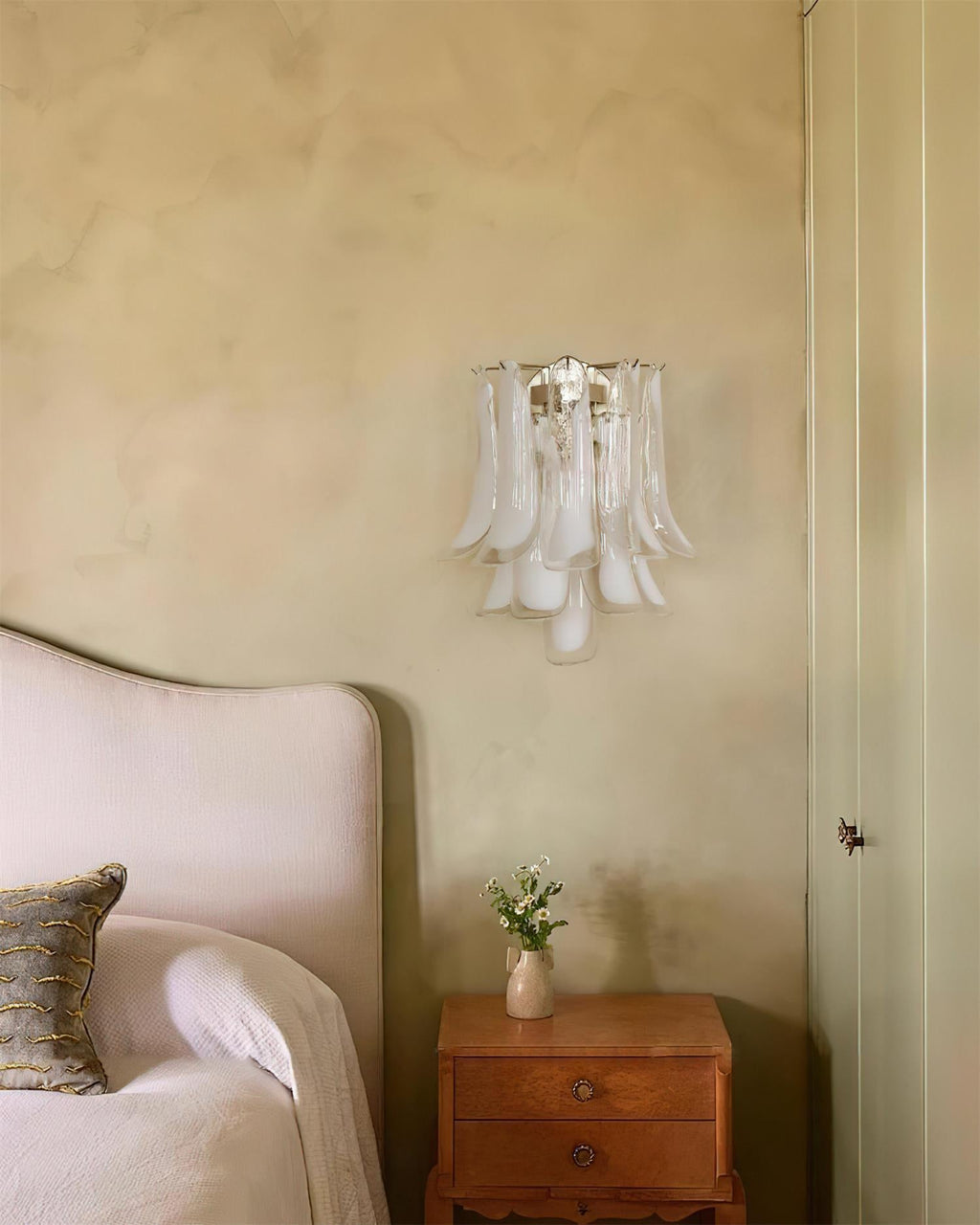 Alrinis Wall Lamp