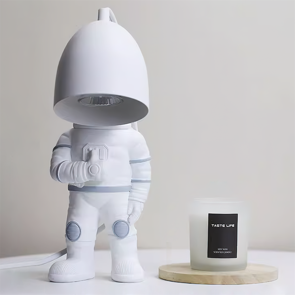 Astronaut Candle Warmer Lamp