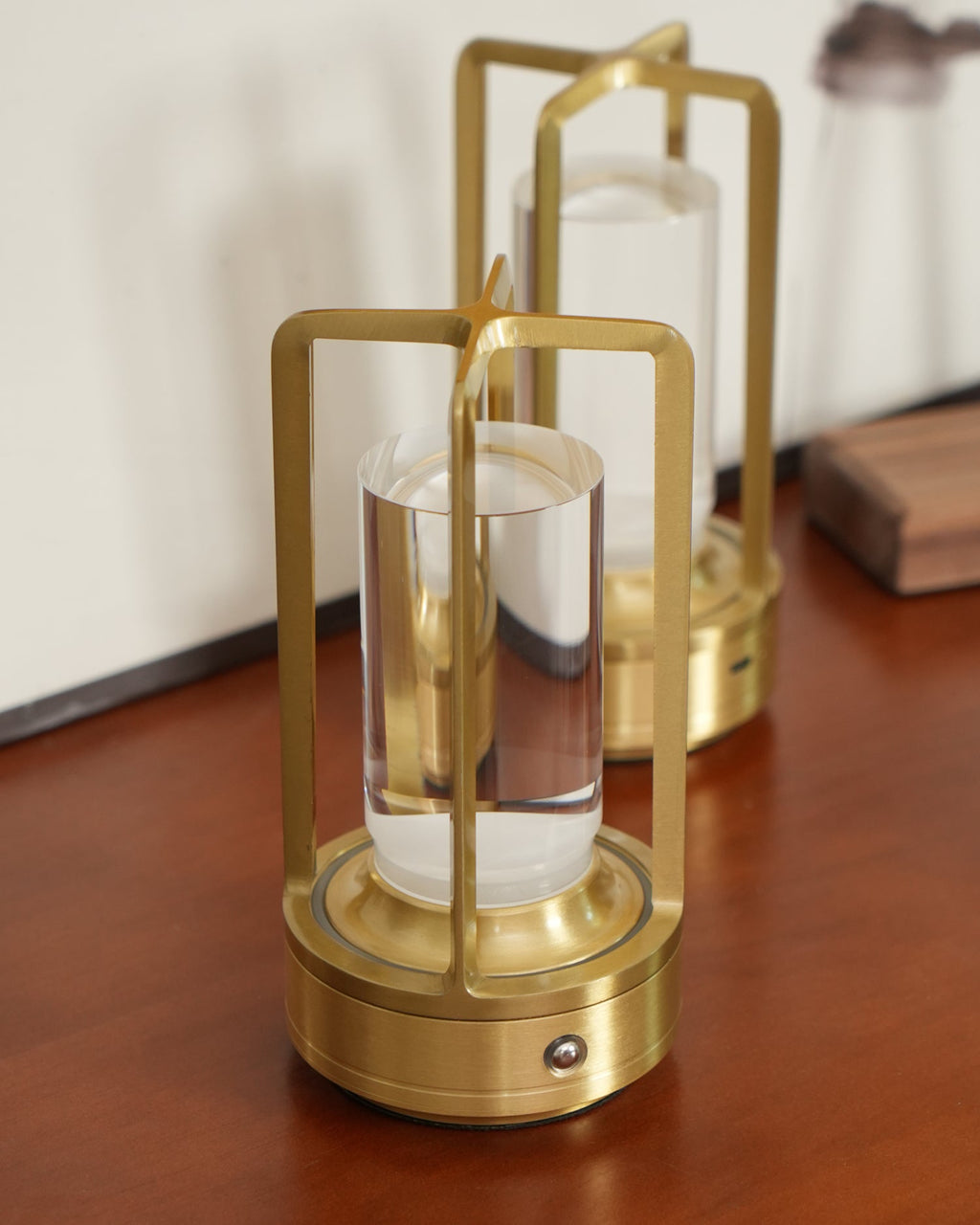 Aura Gleam Table Lamp (built-in battery)