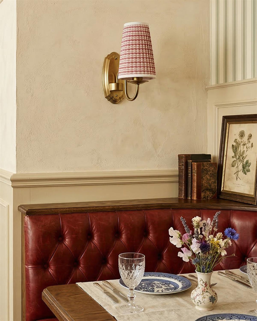Aveline Wall Lamp