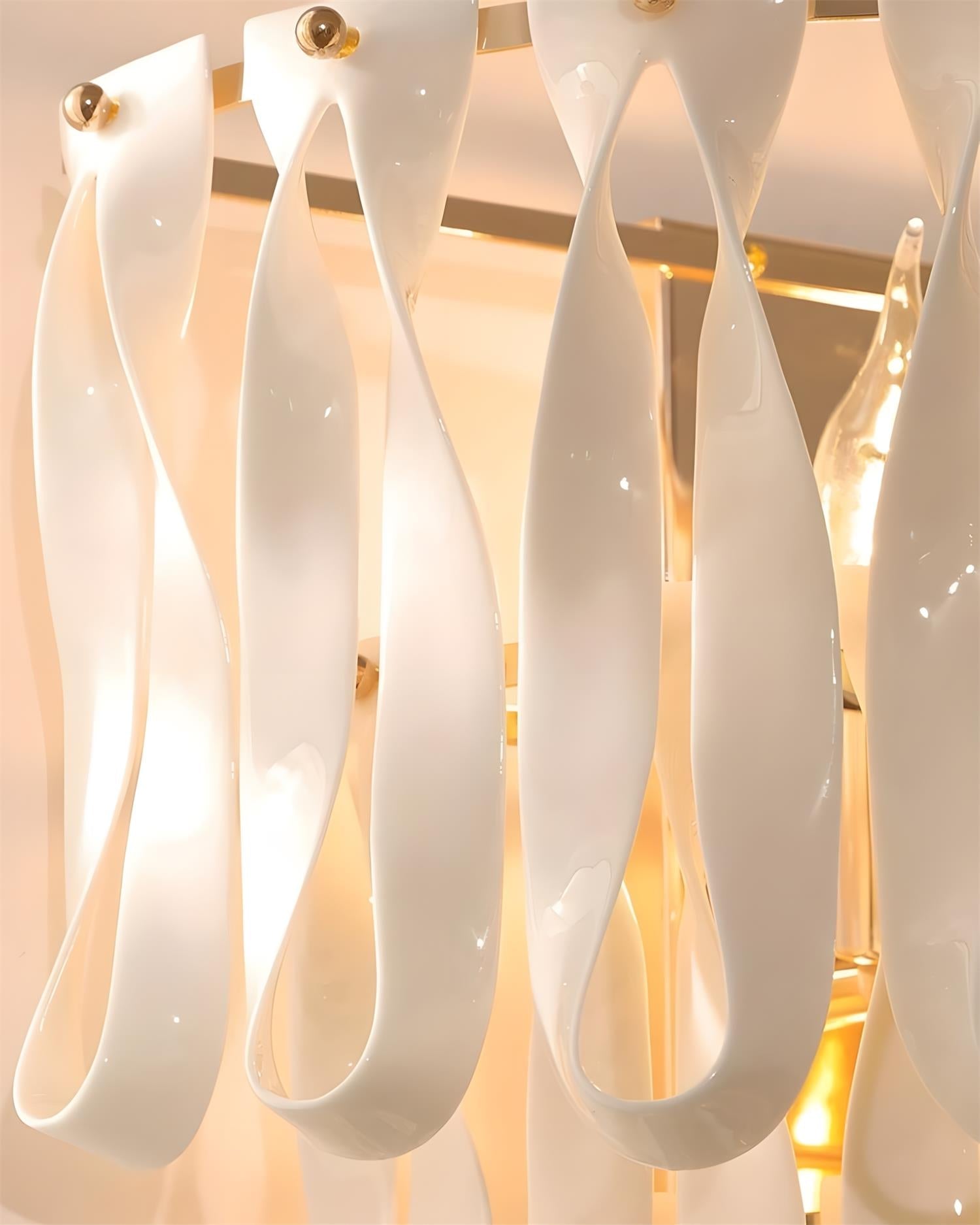 Avelisse Wall Sconce