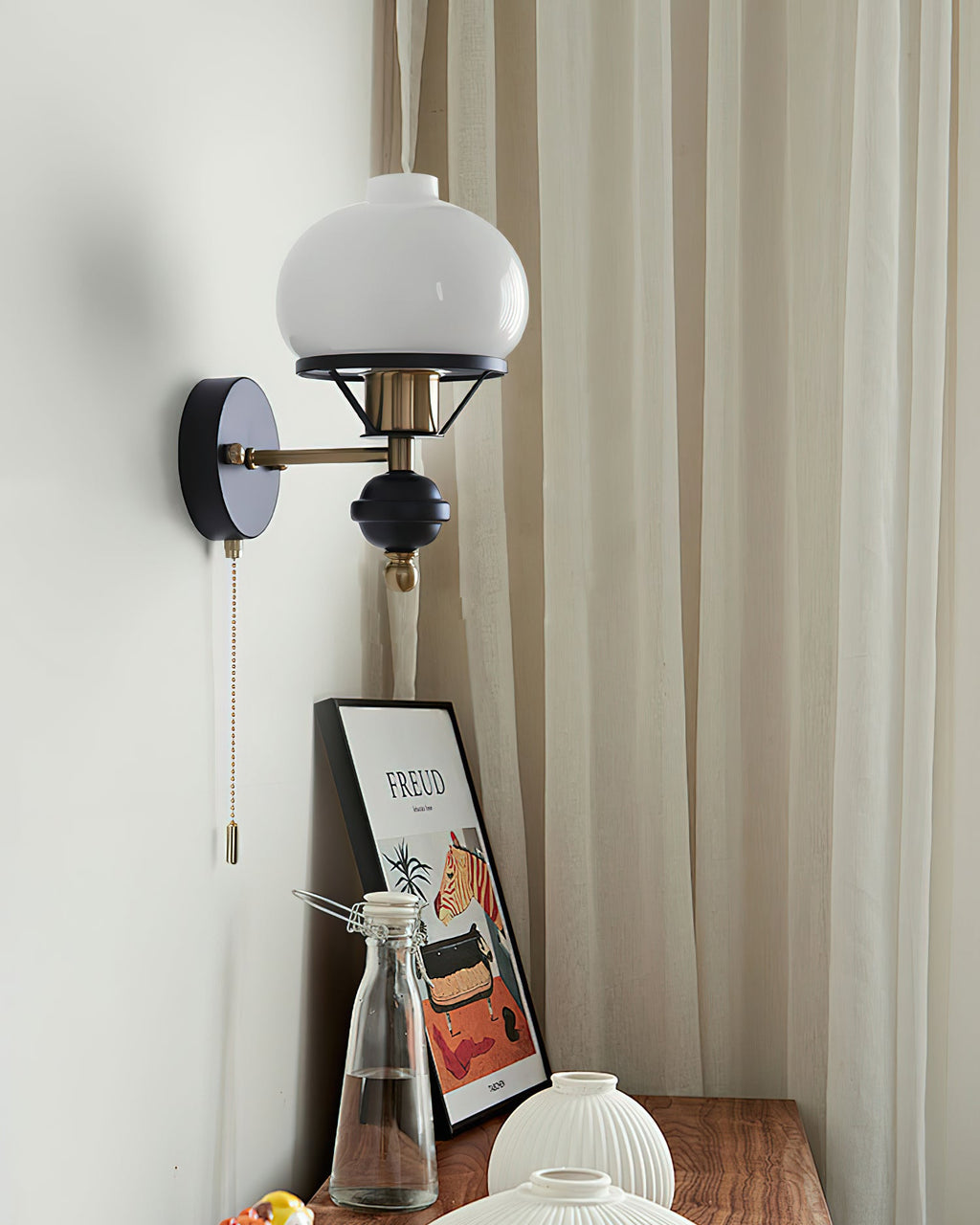Balck Enya Wall Light
