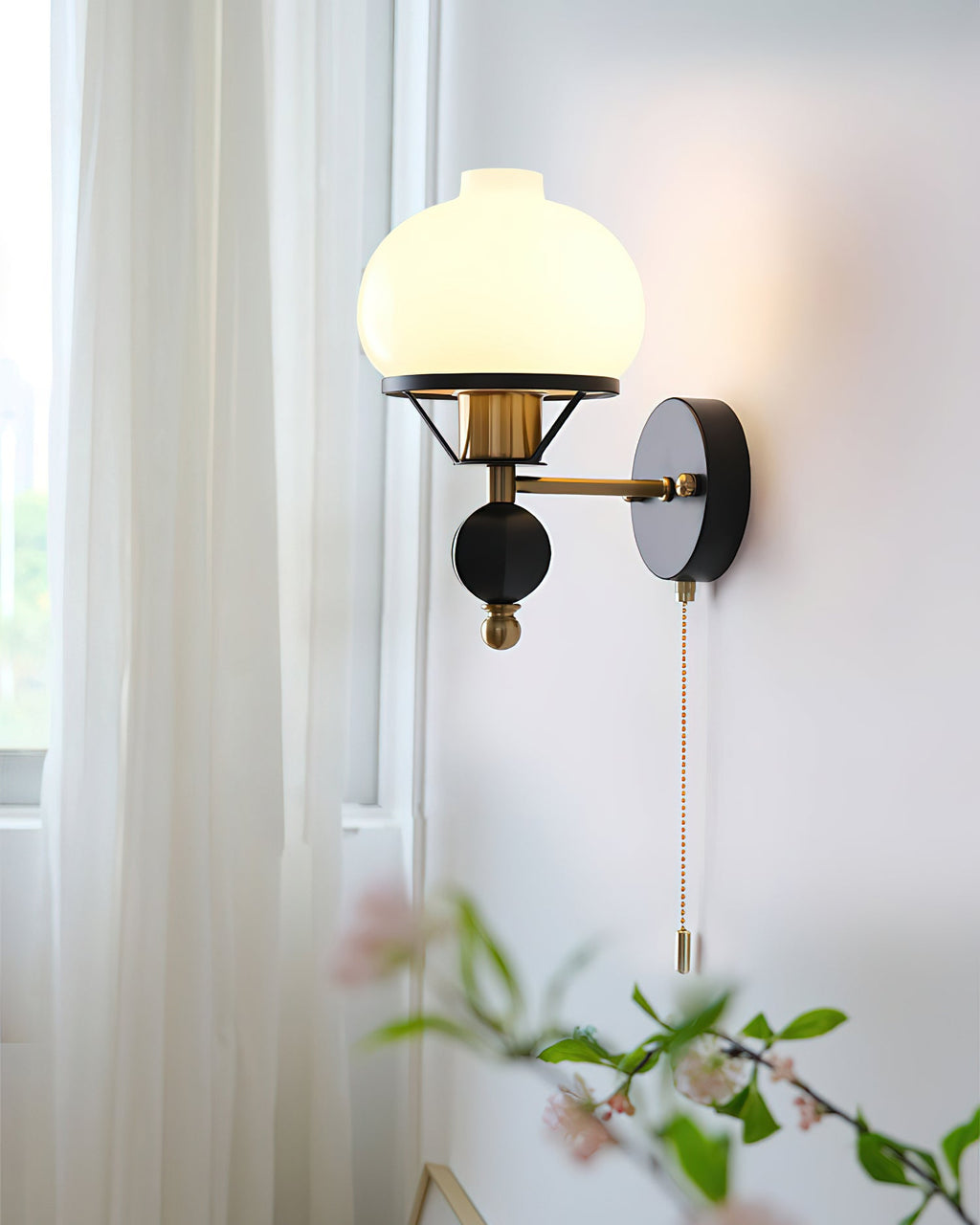 Balck Enya Wall Light