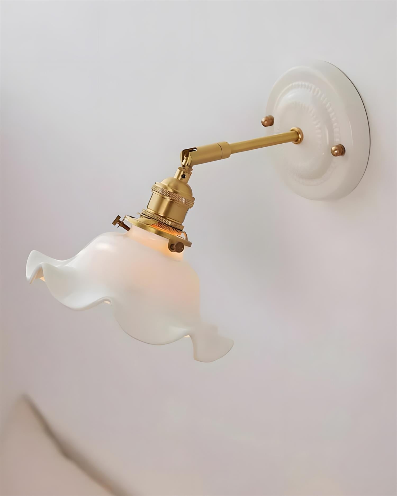 Bellewave Wall Lamp