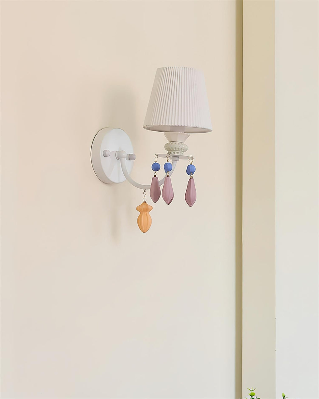 Belvianne Wall Lamp