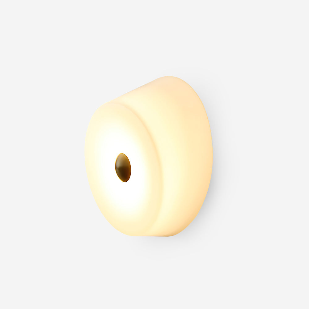 Ben Glass Wall Lamp