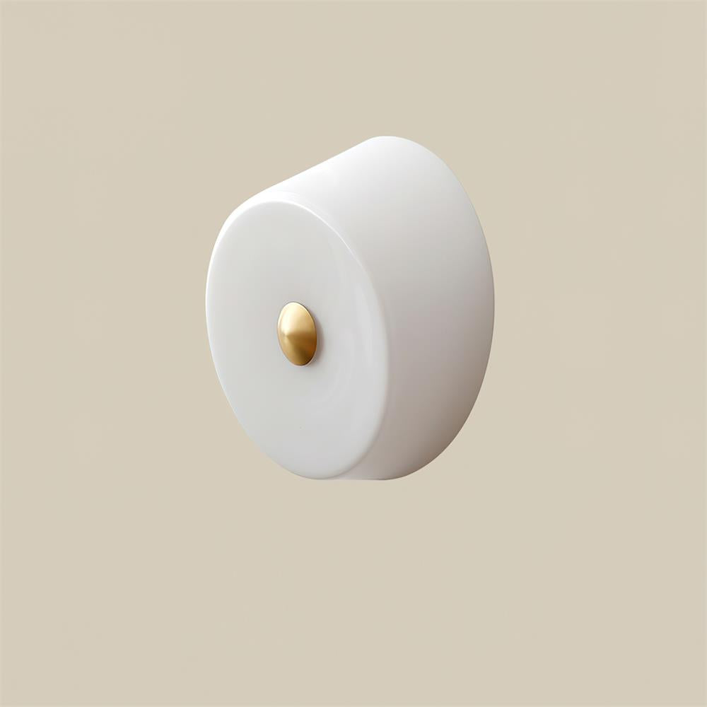 Ben Glass Wall Lamp