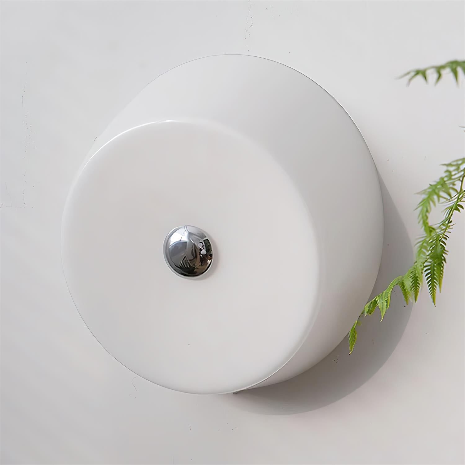 Ben Glass Wall Lamp