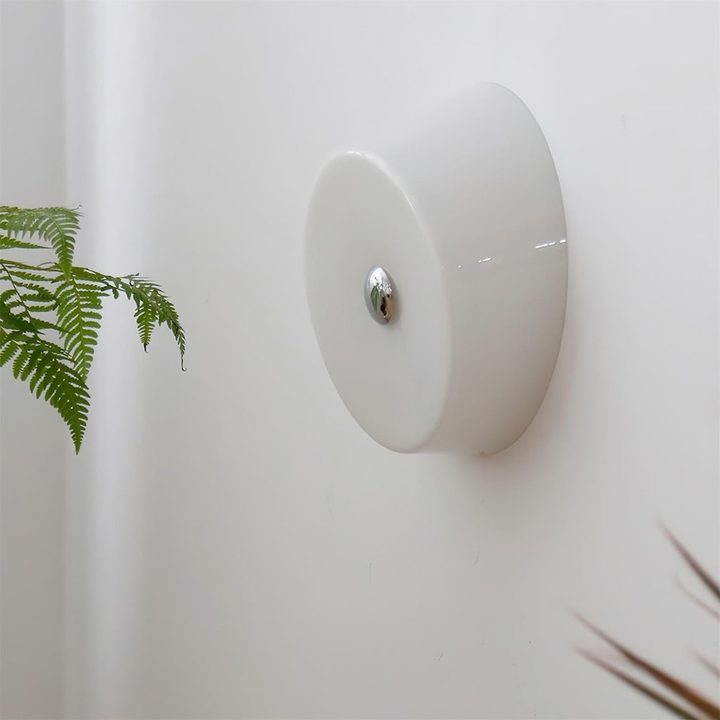 Ben Glass Wall Lamp