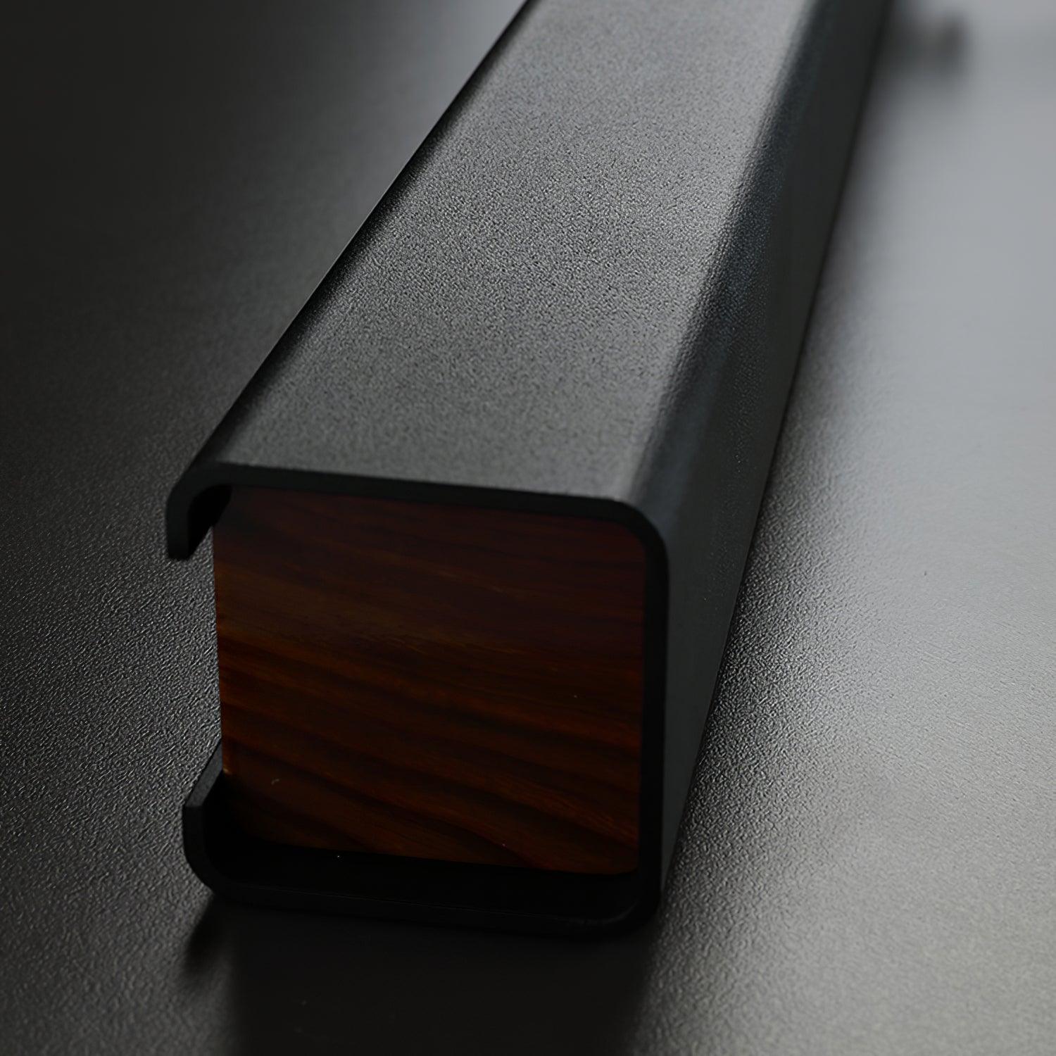 Black Linear Pendant Lamp