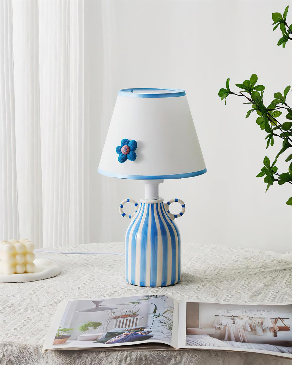 Blumelo Table Lamp