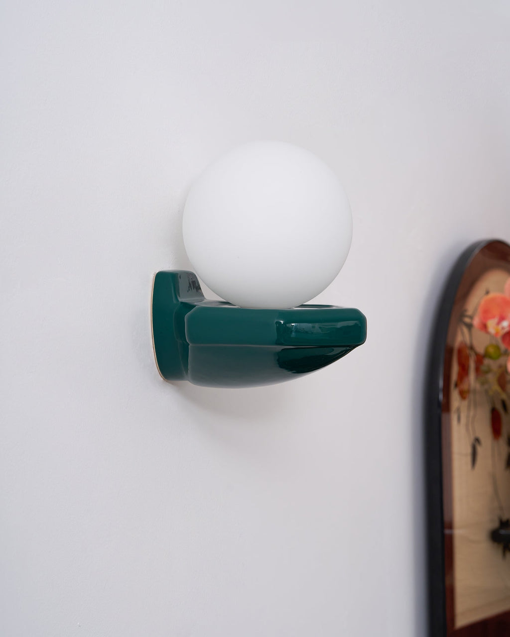 Bluora Wall Lamp