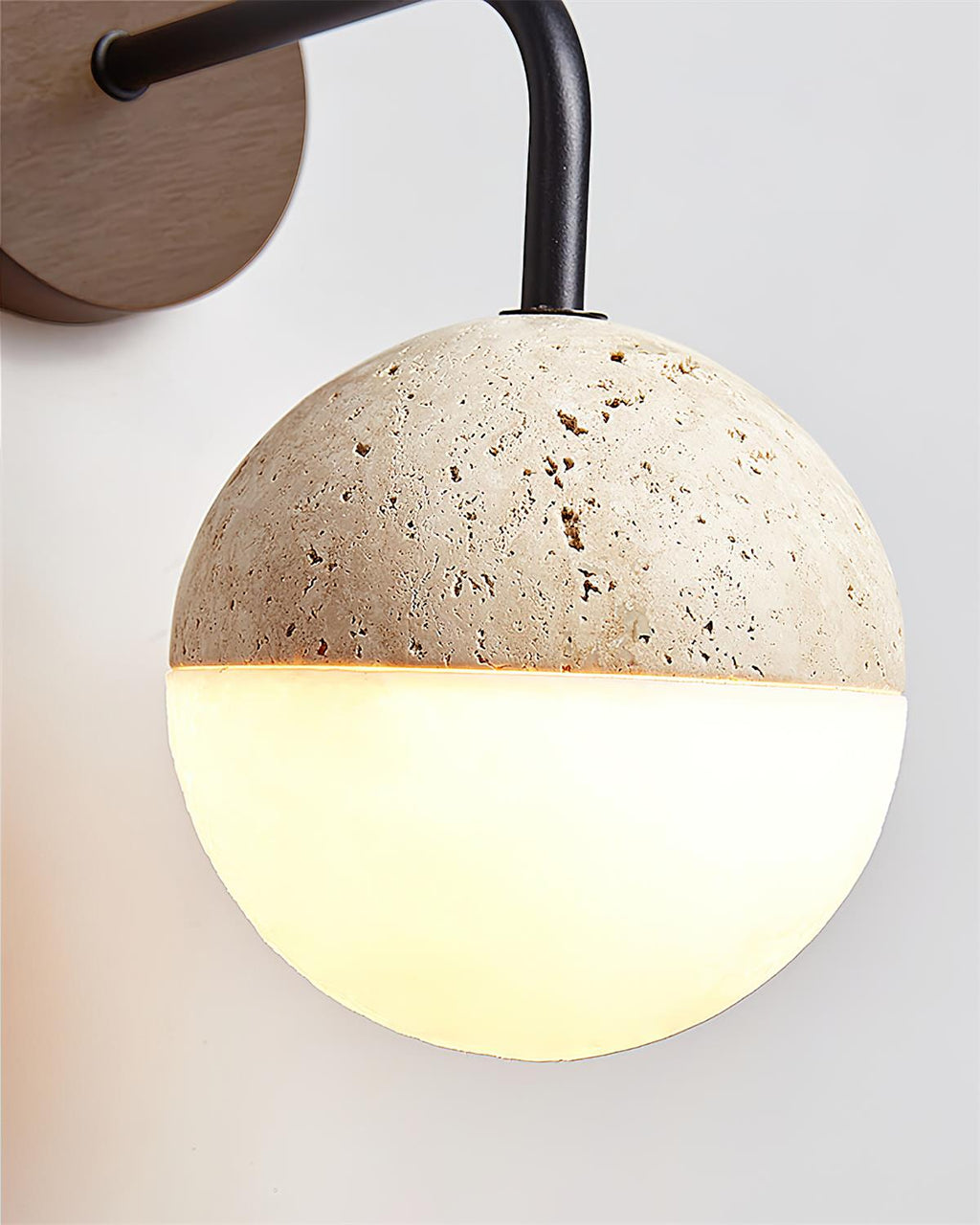 Bolle Wall Lamp