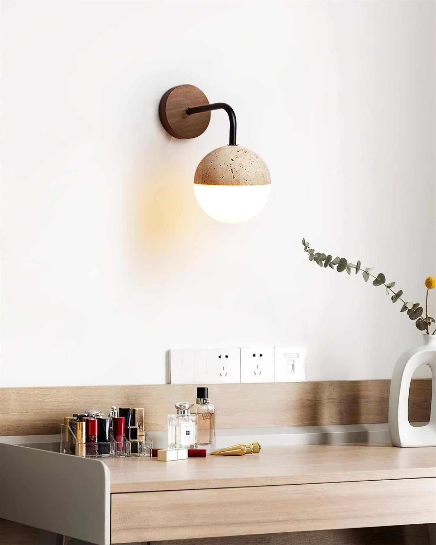 Bolle Wall Lamp