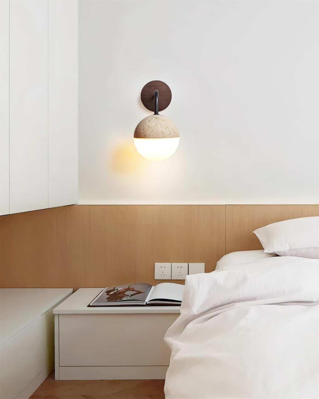 Bolle Wall Lamp