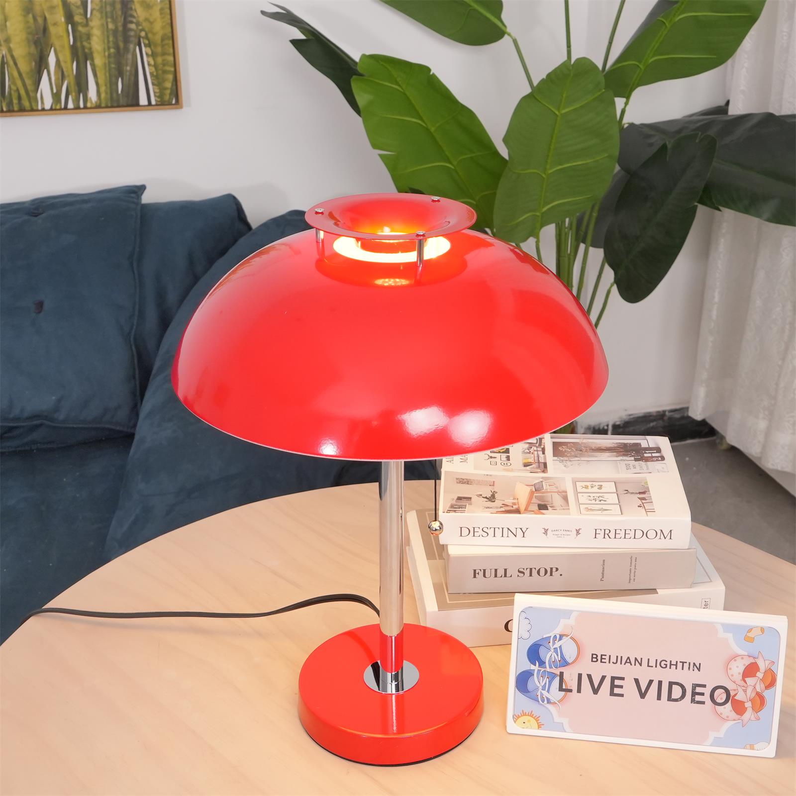 Bowie Table Lamp
