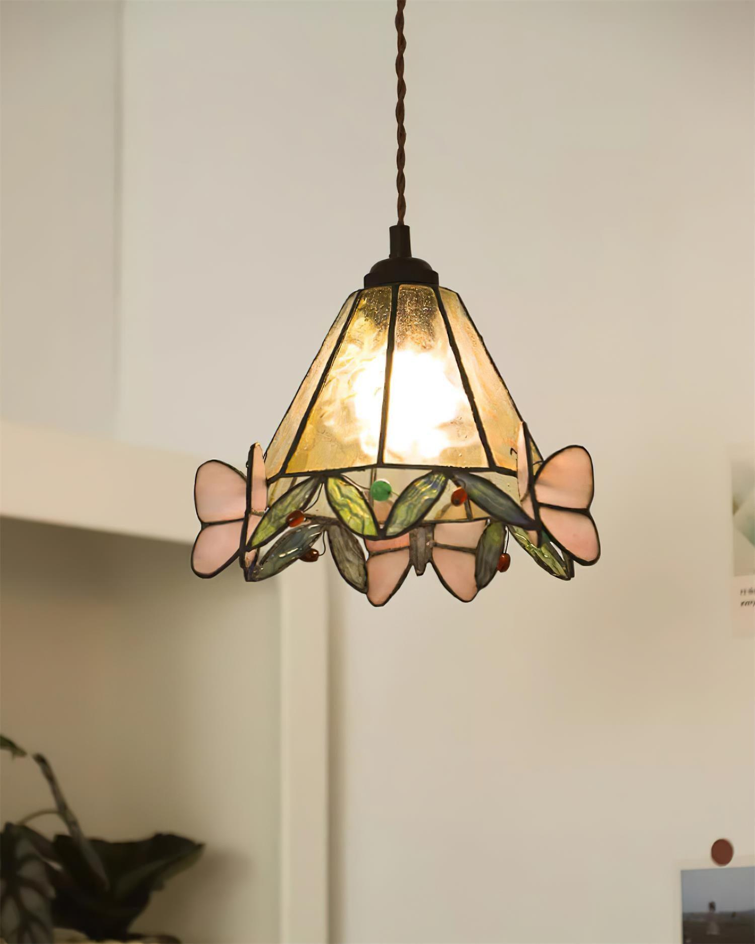 Briandy Tiffany Pendant Lamp