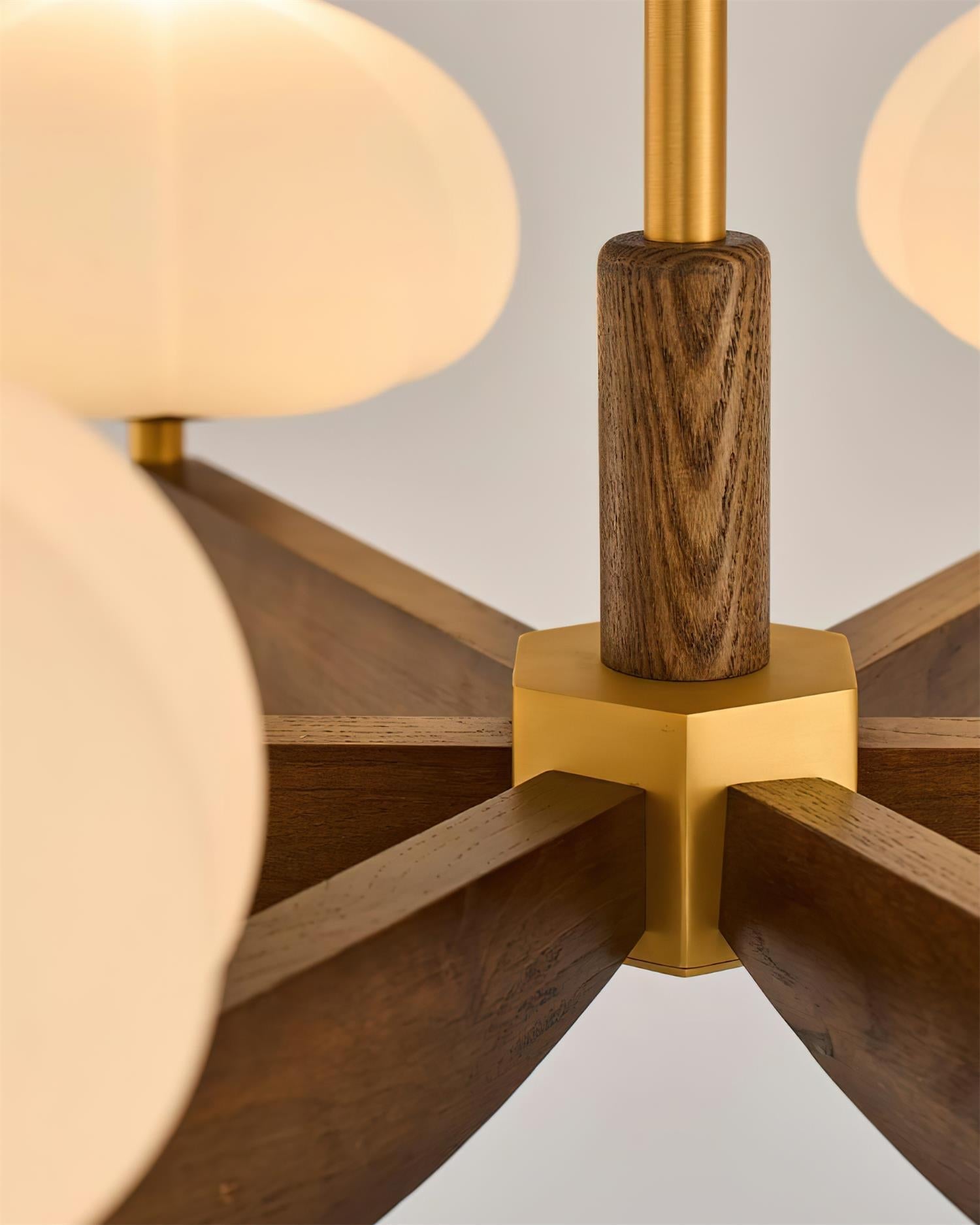Brillora Chandelier