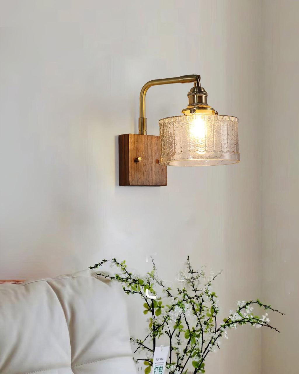 Cavella Wall Lamp