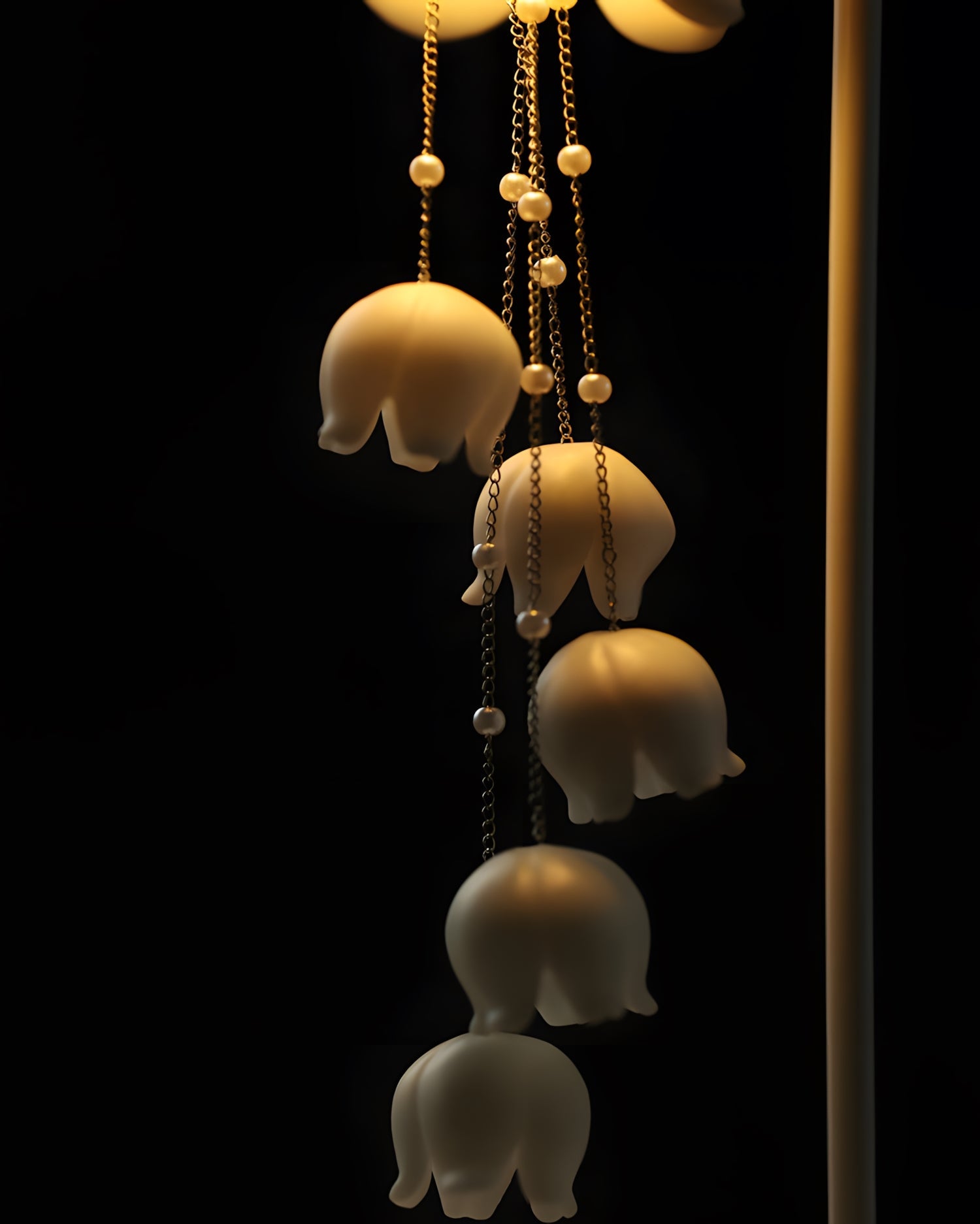 Chyme Charge Table Lamp