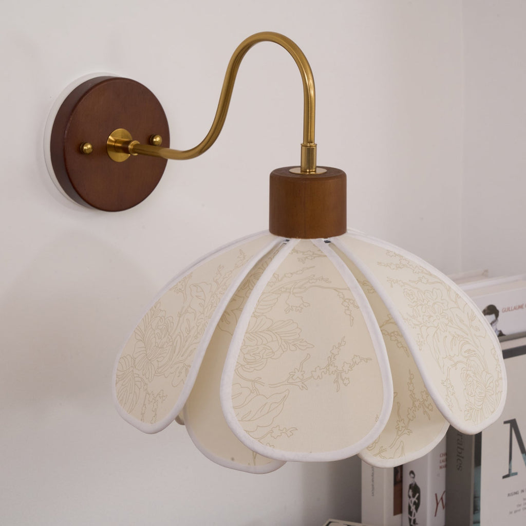 Ciena Petal Wall Light