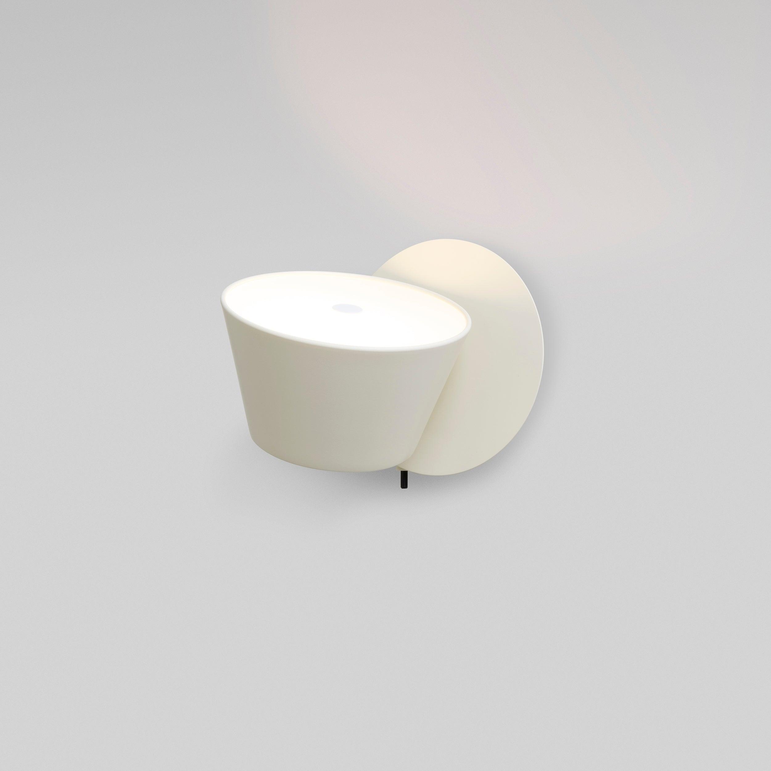 Contra Wall Lamp