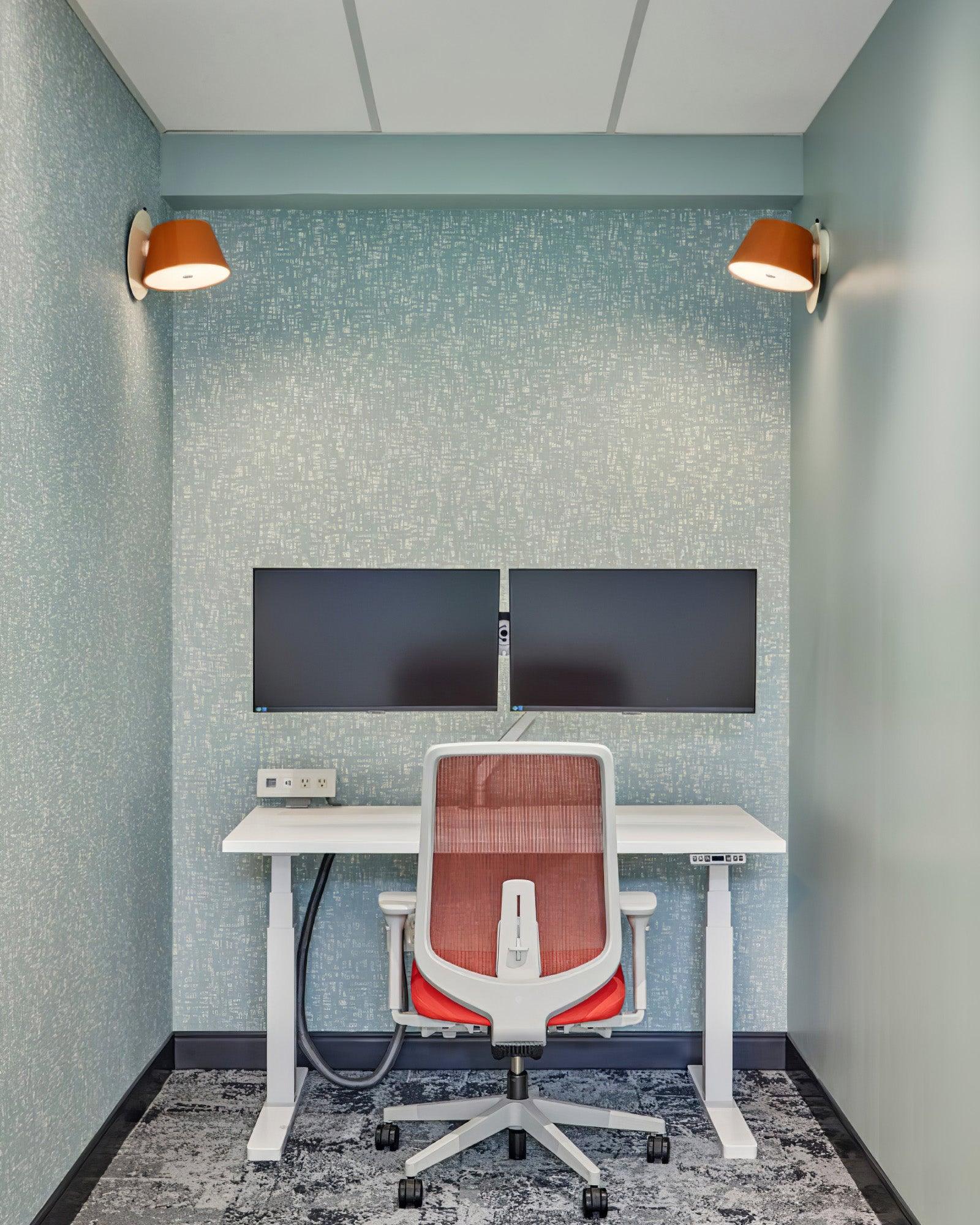 Contra Wall Lamp