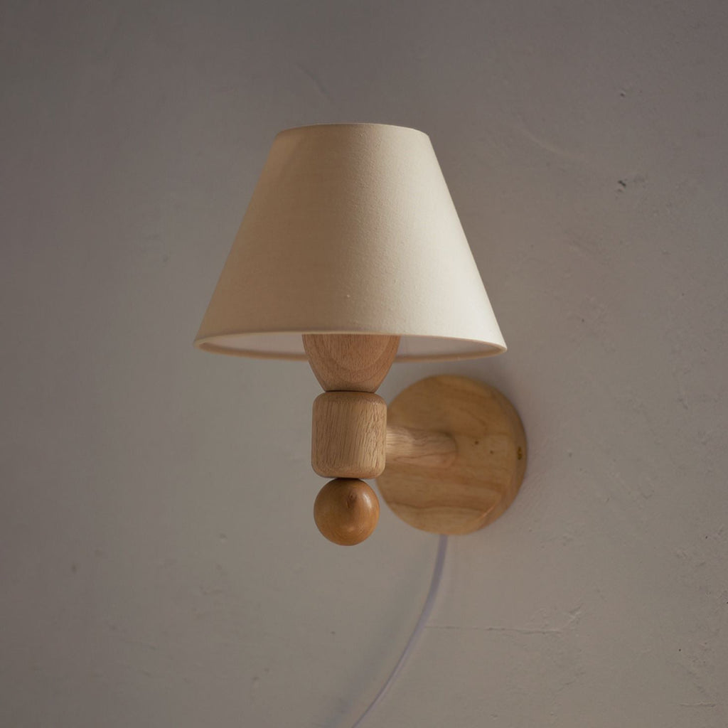 Contrast Wall Lamp