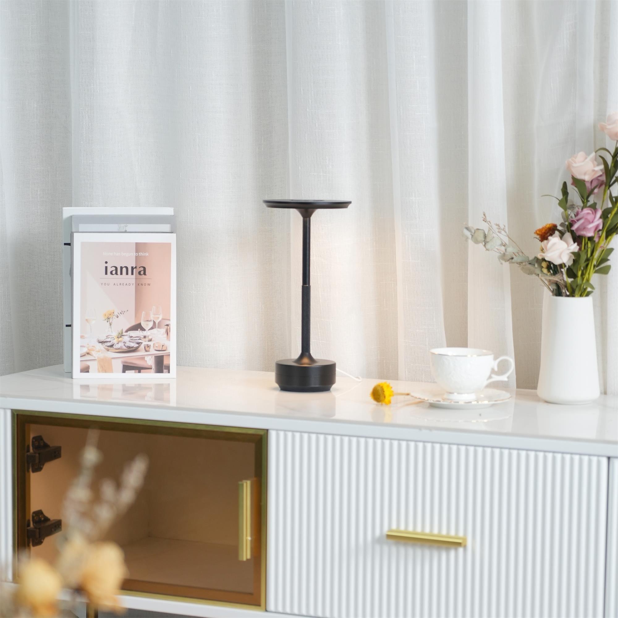 Cordless LED Table Lamp