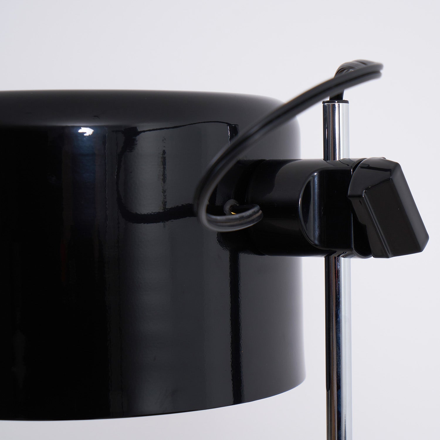 Coupé Floor Lamp