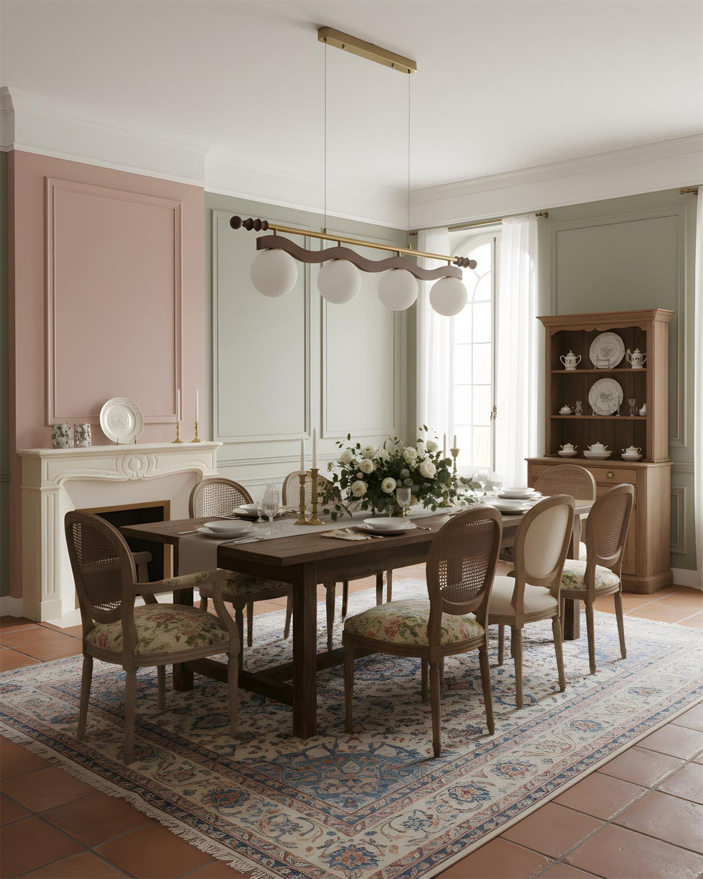 Curvira Chandelier