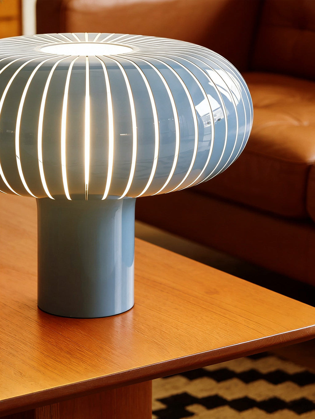 Cylindra Spiral Table Lamp