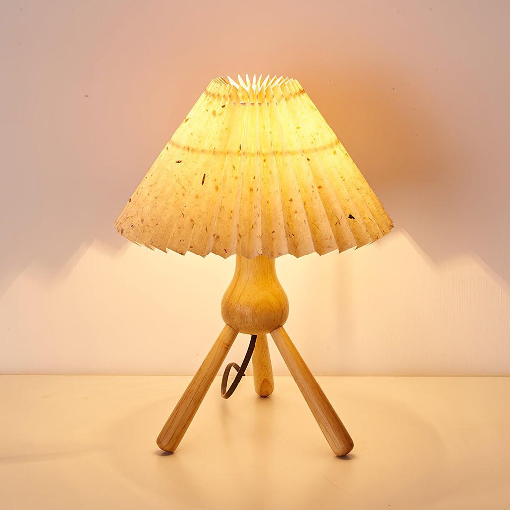 Daro Pleated Table Lamp