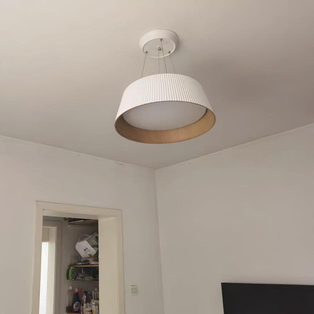 Delta Pendant Lamp