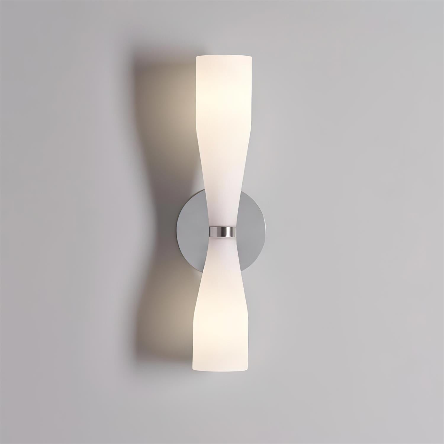 Diora Wall Lamp