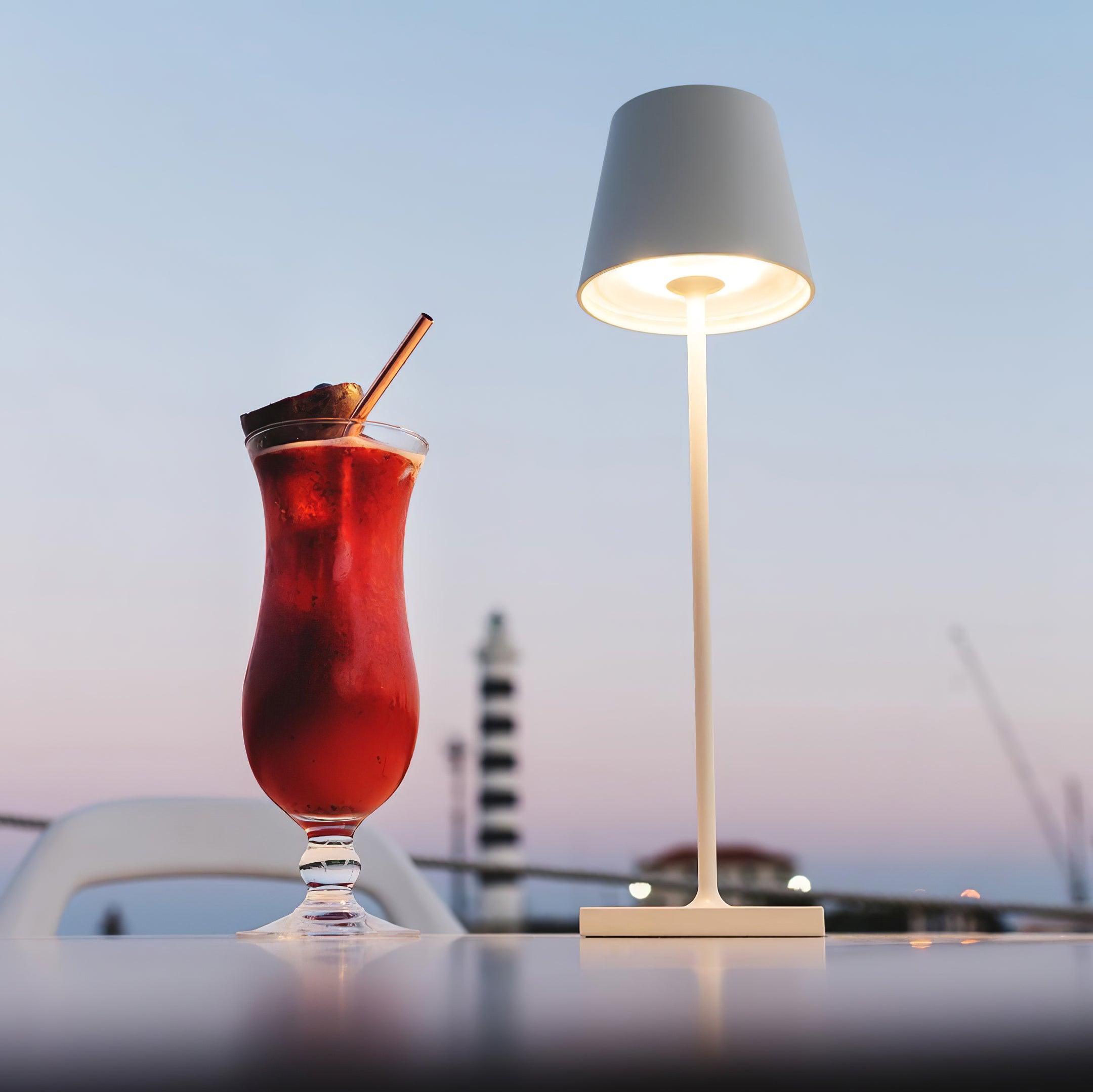 Doku Table Lamp