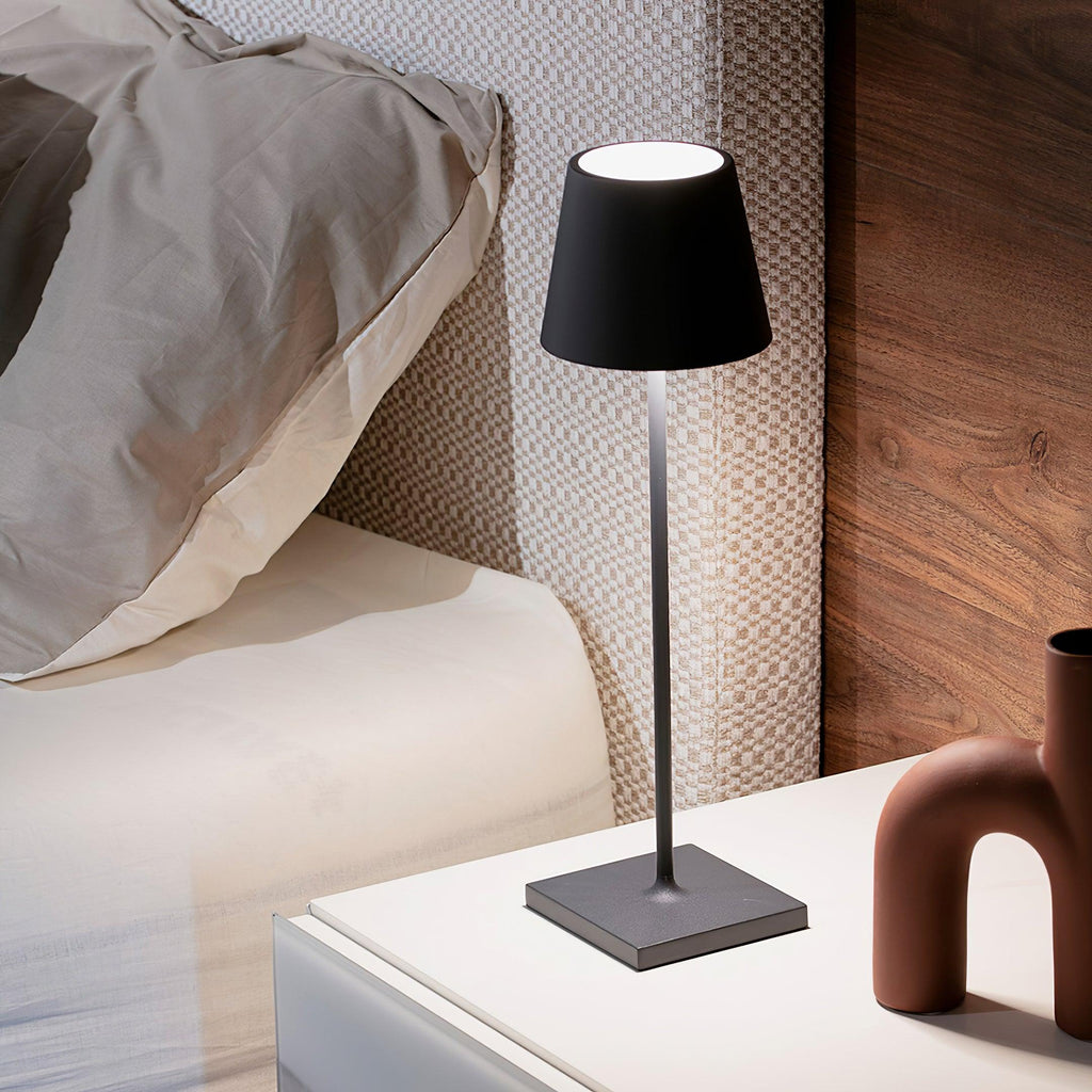 Doku Table Lamp