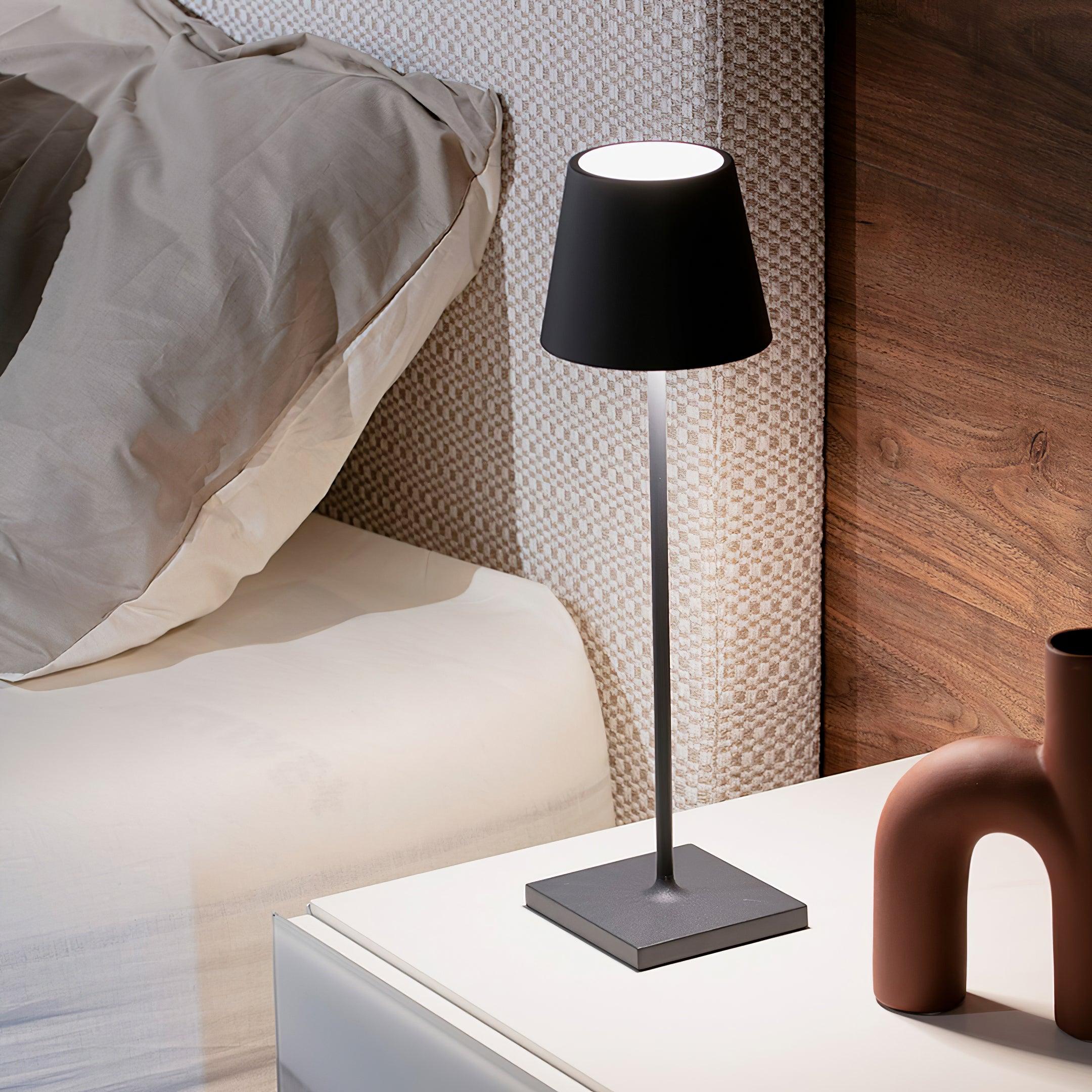 Doku Table Lamp