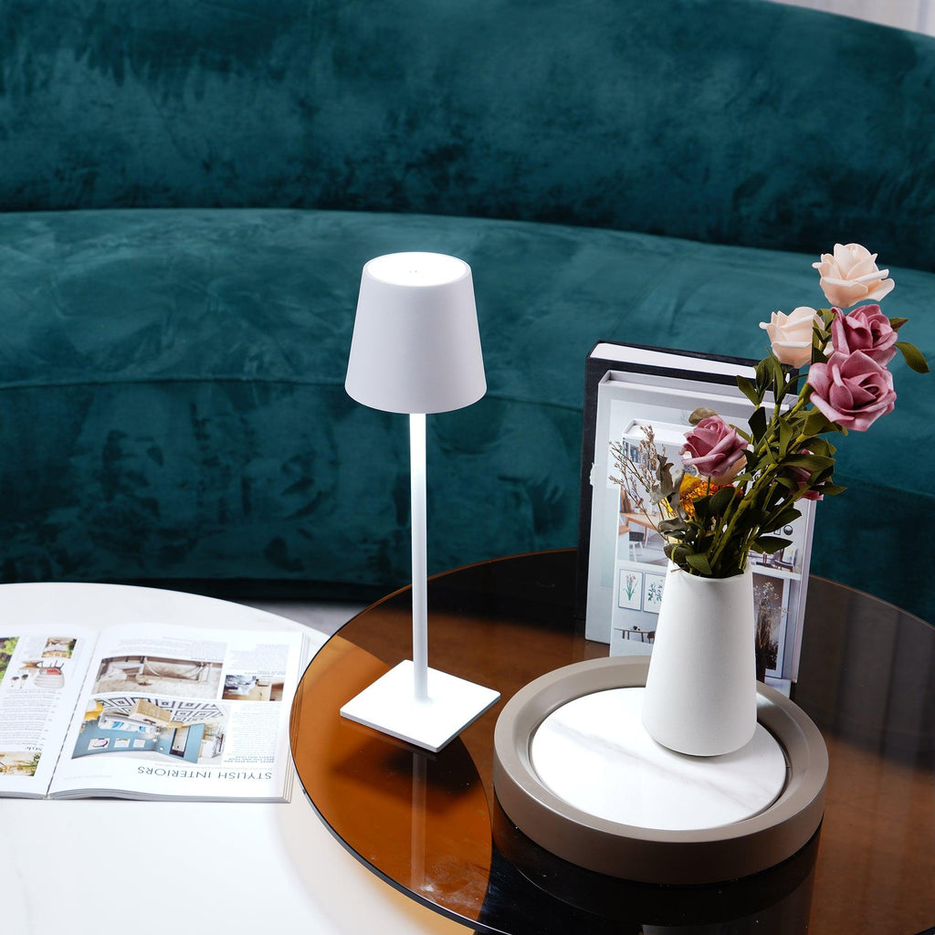 Doku Table Lamp