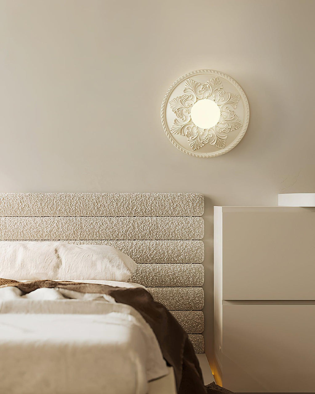 Ekena Resin Wall Lamp