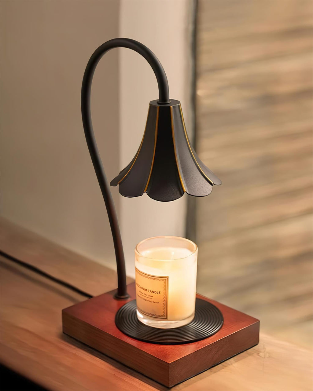 Elodie Candle Warmer Lamp