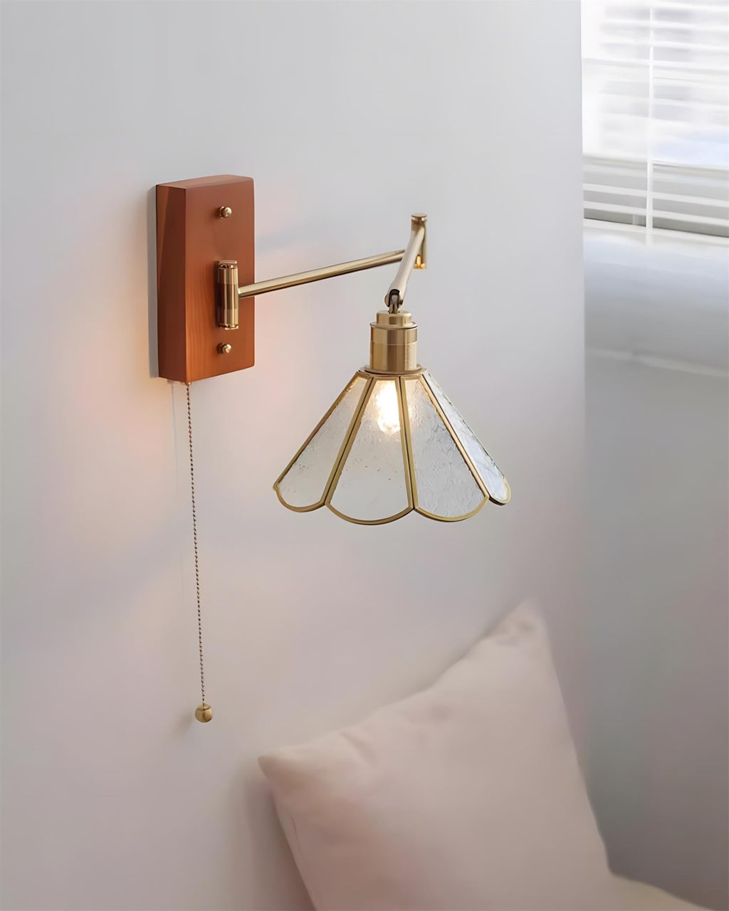 Elowen Petal Wall Lamp