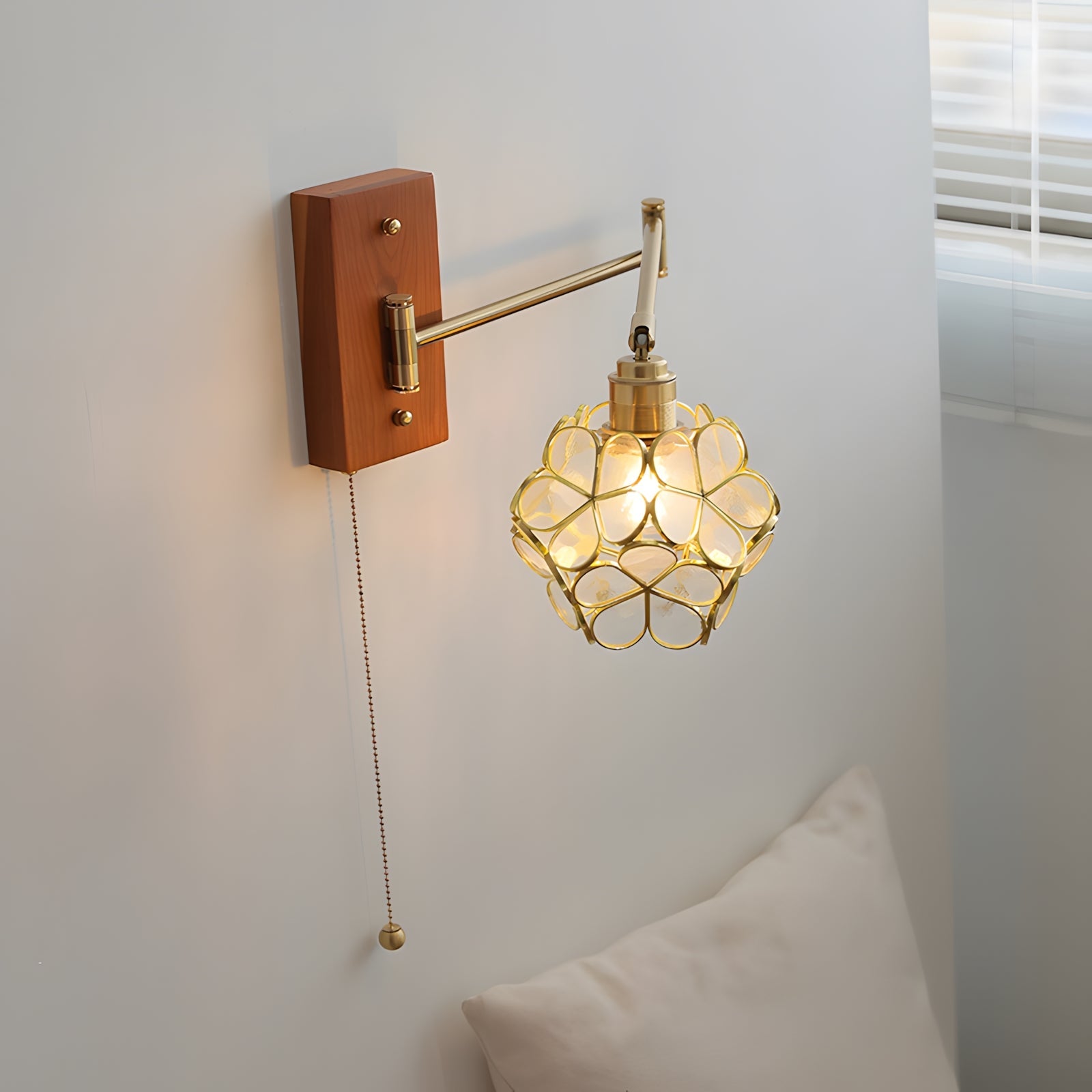 Elowen Petal Wall Lamp